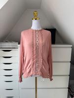 H&M Bluse Größe 44 rosa Stickerei Spitze Nordrhein-Westfalen - Altena Vorschau