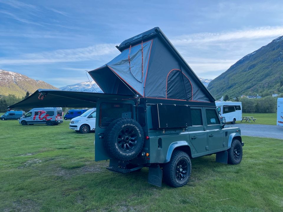 Land Rover Defender 110 Camper Offroad Alucab offroad camper in Übereisenbach