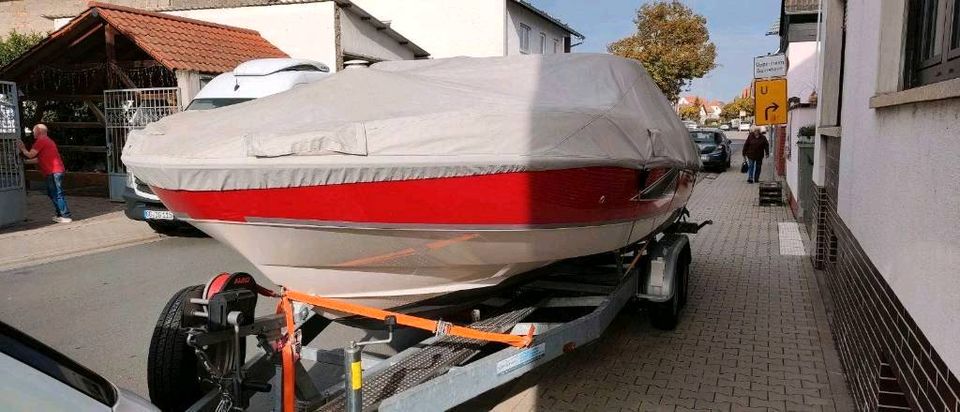 Maxum 2200 mit 5.0l MPI und Trailer in Budenheim