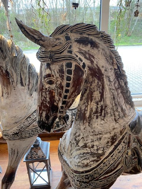 Deko - Pferd aus Alabasia Holz white wash, 155 cm hoch, handgefertigt und -bemalt, Die Faktorei in Ronneburg