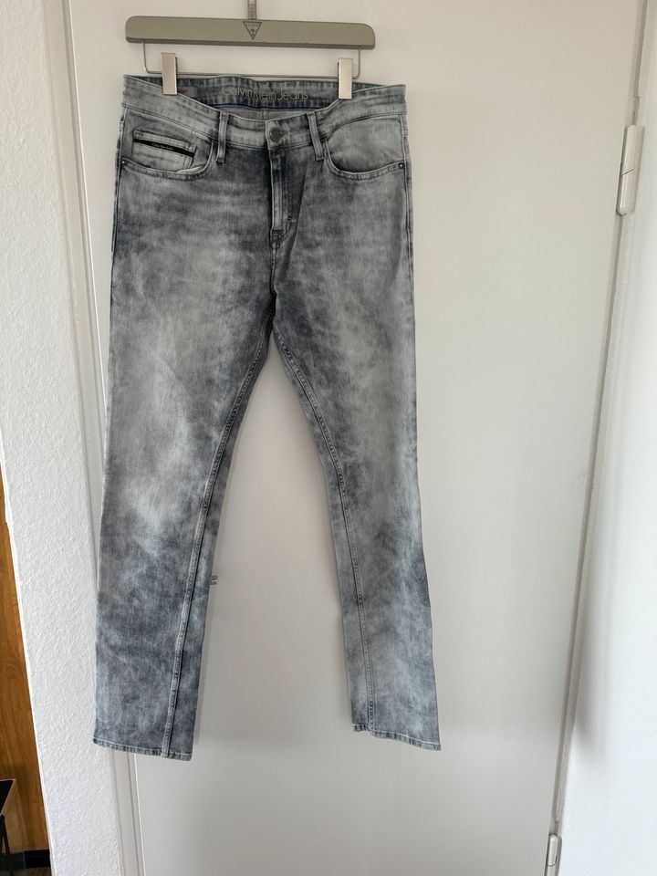 Herrenjeans Calvin Klein in Rosenheim