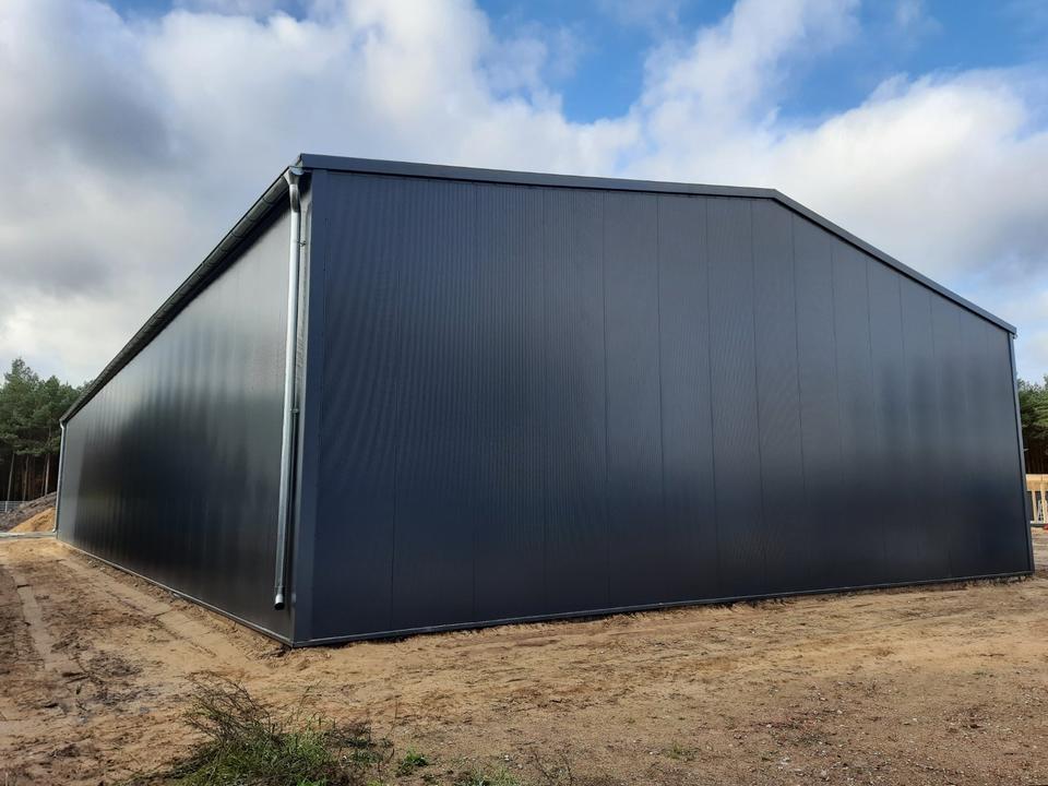 15x30x5,0m Isolierte Stahlhalle Produktionshalle Industriehalle in Duisburg