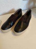 Esprit Damen Schuhe Slipper schwarz Gr. 40 NEU! Sachsen - Pegau Vorschau