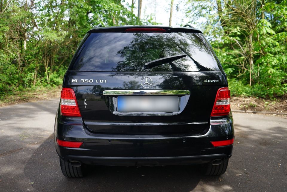 Mercedes ML350 CDI 4 Matic in Karlstein