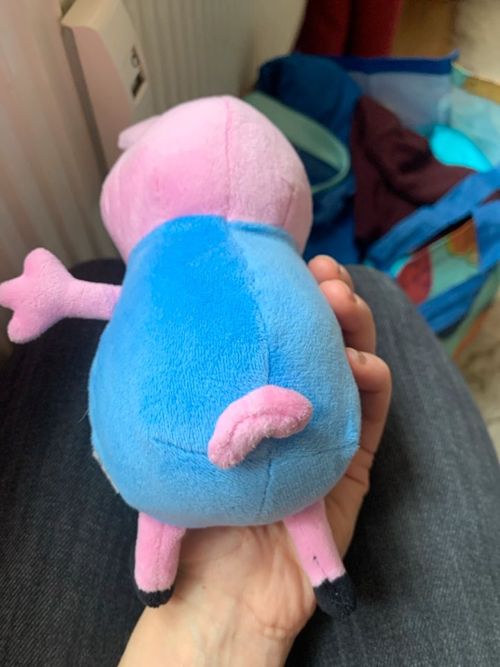 Peppa Pig Wutz Kuscheltier 15 cm in Erfurt