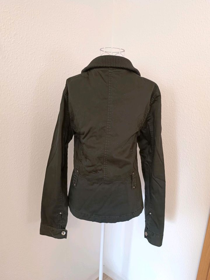 Jacke schwarz für Herbst oder Frühjahr M/L in Plauen