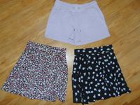 Clockhouse C&A 3er Set 1xShorts 2x Rock Gr.S (36) auch Einzeln Nordrhein-Westfalen - Ratingen Vorschau