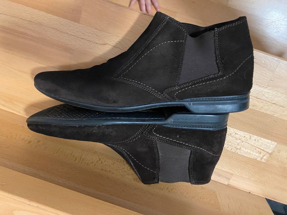 Unterschiedliche Herren Leder Schuhe 46 Gr in Essen