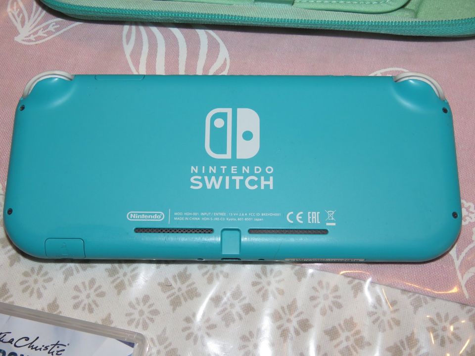 Nintendo Switch Lite türkis mit 3 Spielen und Schutzcase mit OVP in Rehden