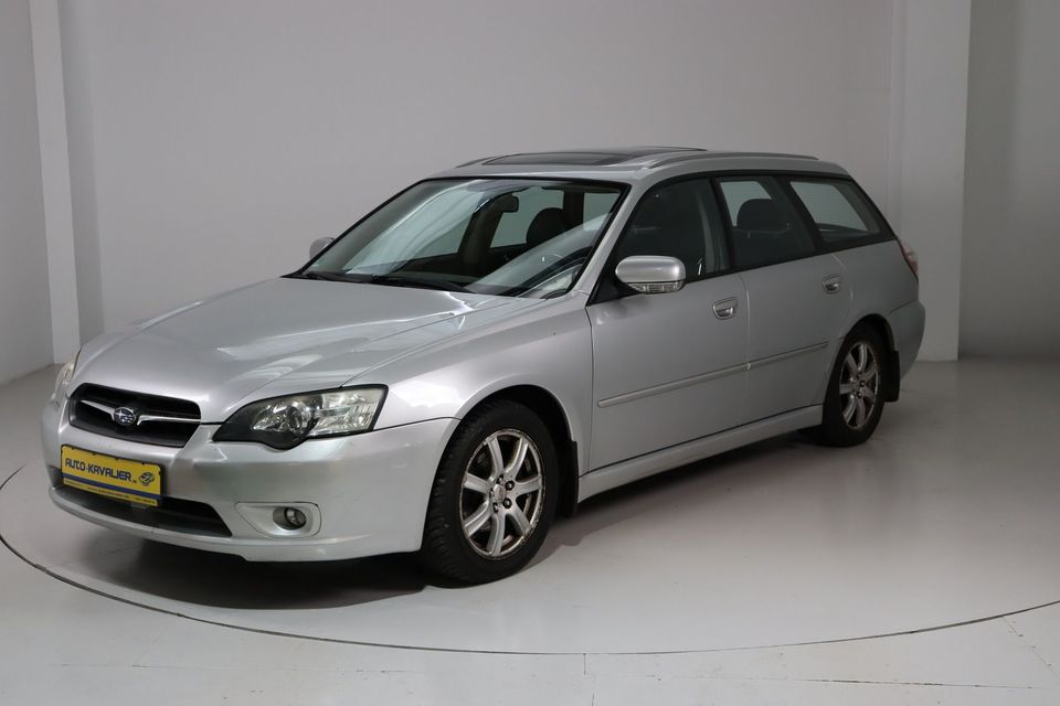 Subaru Legacy Kombi 2.0R Leder * Schiebedach * Klima in Dresden