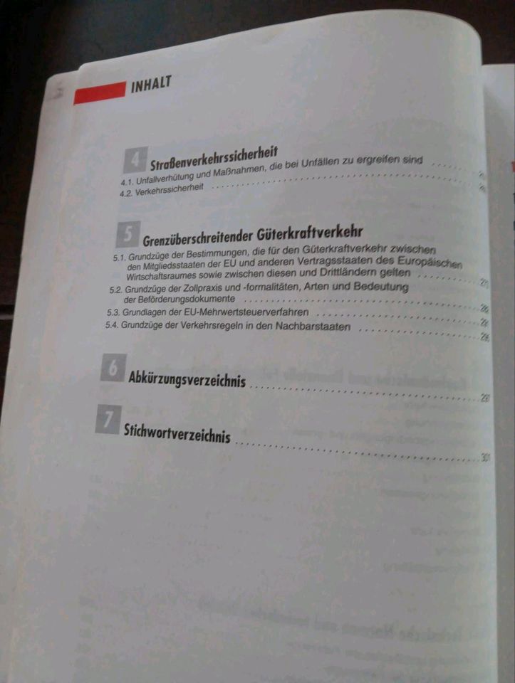 BKF LKW Der Güterverkehrsunternehmer Lehrbuch Güterverkehr in Bleckede