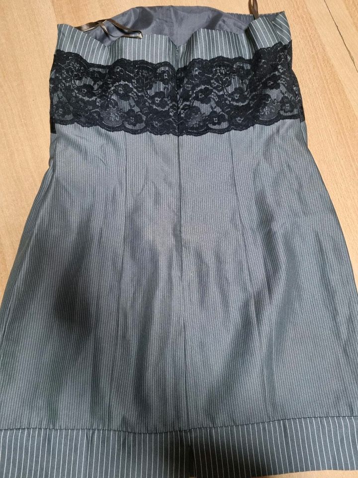 Damen Kleid sexy trägerlos gr. 44 in Mönchengladbach