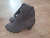 braune Stiefel von Tamaris Rheinland-Pfalz - Mainz Vorschau