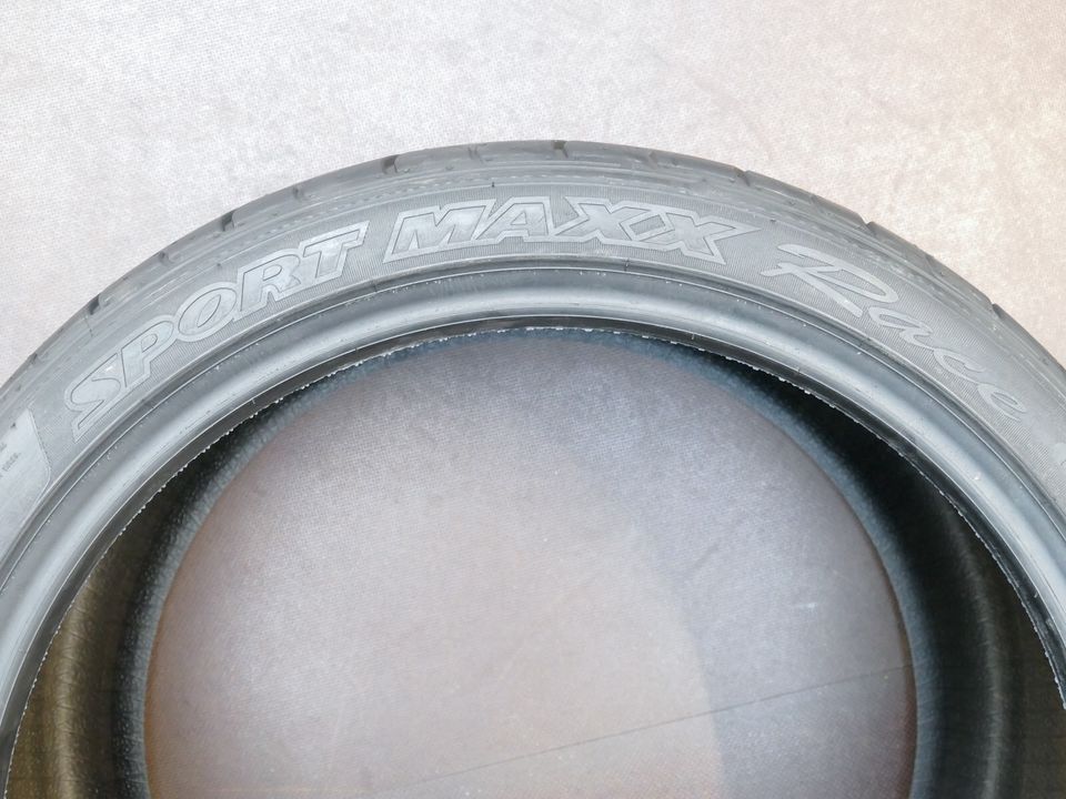 NEU 2x Reifen Dunlop Sport Maxx Race 265/35 R20 99Y Porsche N0 in Dresden