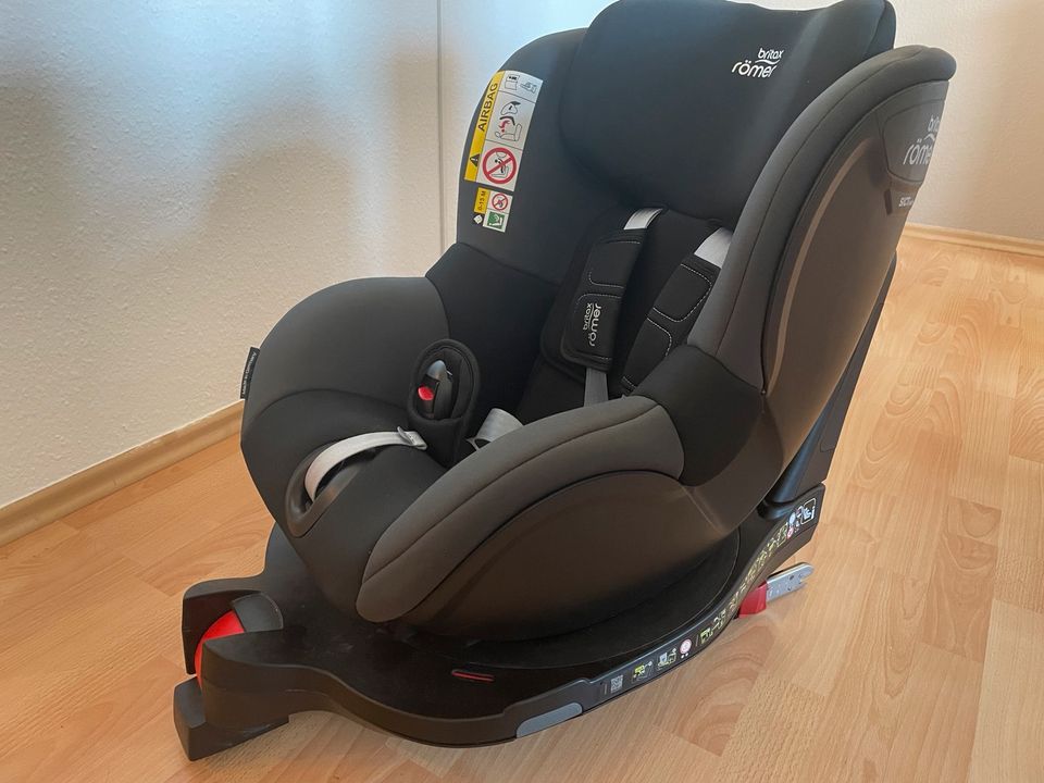 Kindersitz Römer Dualfix M i-size *Top Zustand* in Leipzig