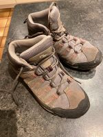 Wanderschuhe Salomon Trekking Schuhe Damen 40 Nordrhein-Westfalen - Welver Vorschau