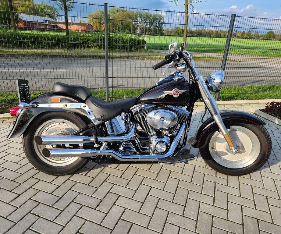 Harley-Davidson FLSTF FAT BOY 1450 VERG + HELM in Bawinkel