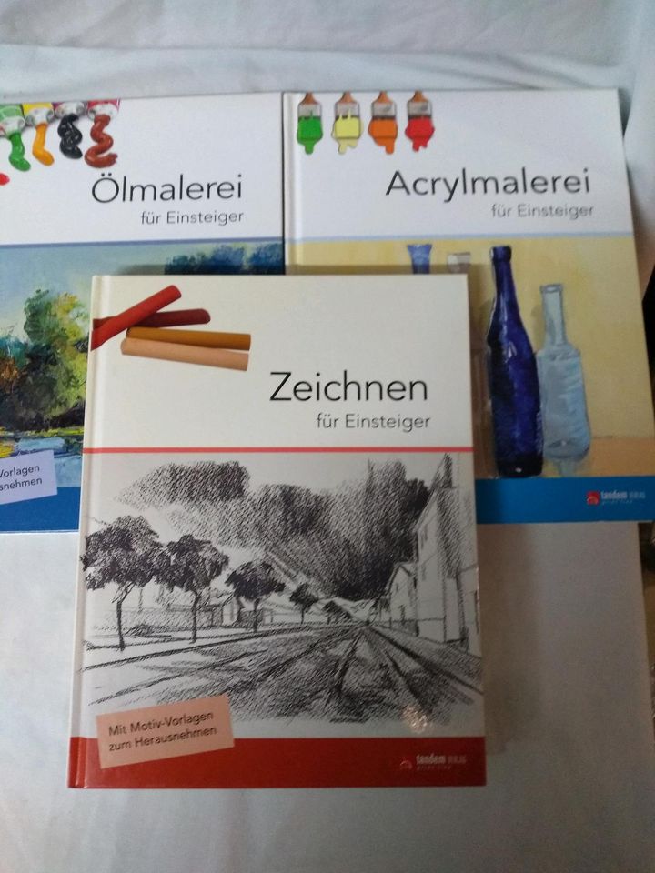 Zeichen Buch Acryl,- Öl,- malerei,Zeichnen je in Ellingen