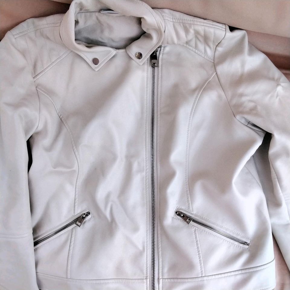 Beige Damen Lederjacke in Göttingen