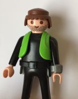 Playmobil Männchen Mann mit Bart grüner Weste Schwarze Kleidung Süd - Niederrad Vorschau