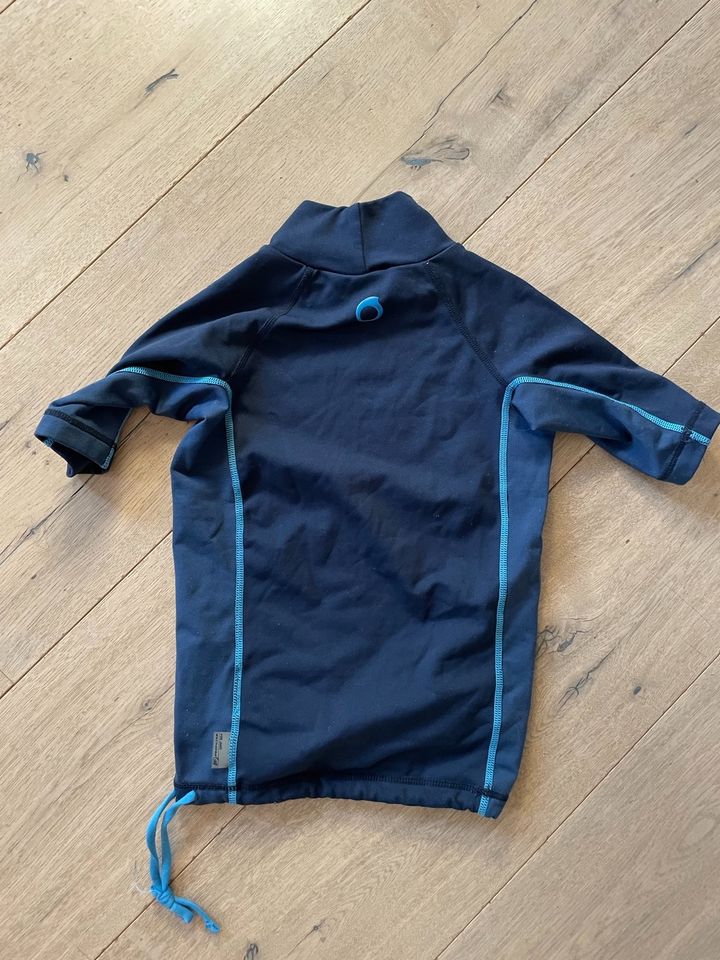 UV Shirt warm ⭐️ Gr. 115-124 cm/ 116 in Stuttgart