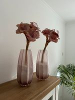 Blumen mit Vase und Sand Kreis Pinneberg - Tornesch Vorschau