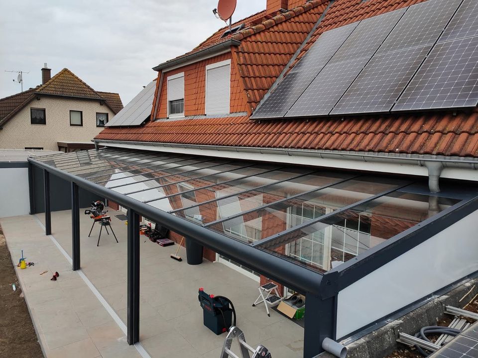 ALU Terrassenüberdachung - Carport - Pergola - Glasschiebewand - in Braunschweig