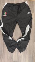 Supreme umbro trackpants Schwarz Hamburg - Wandsbek Vorschau