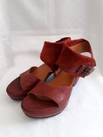 *WIE NEU* coole Leder Sandalen von THINK! Gr. 38 Hessen - Schauenburg Vorschau