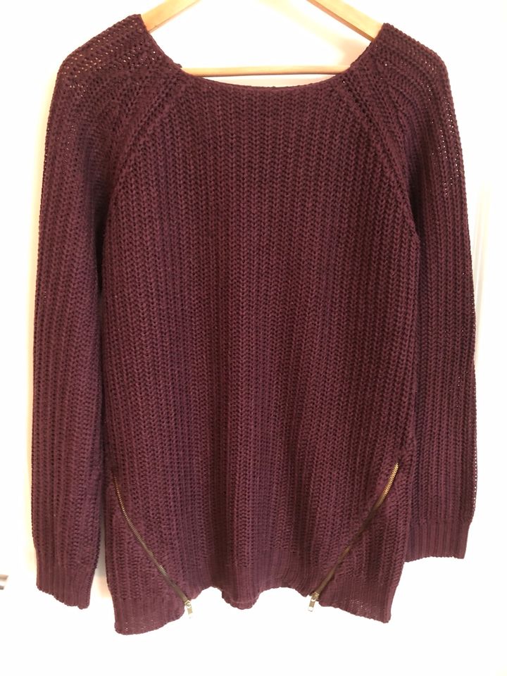 Damenpullover Strickpullover lang bordeaux Gr M wenig getragen in Solingen