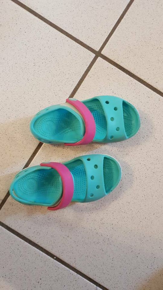 Crocs Badeschuhe Gr 9 in Würzburg