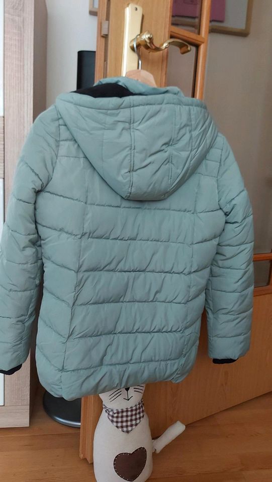 Winterjacke Yigga Gr.152 wie neu! in Kamp-Lintfort