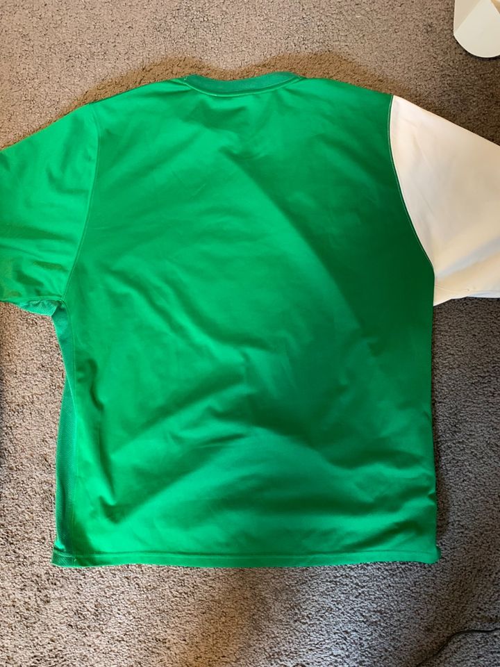 Signiertes Wolfsburg Heimtrikot 2006/07 Gr. XXL in Hohenlockstedt