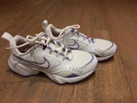 Nike Sportschuhe 38 Bayern - Kolbermoor Vorschau