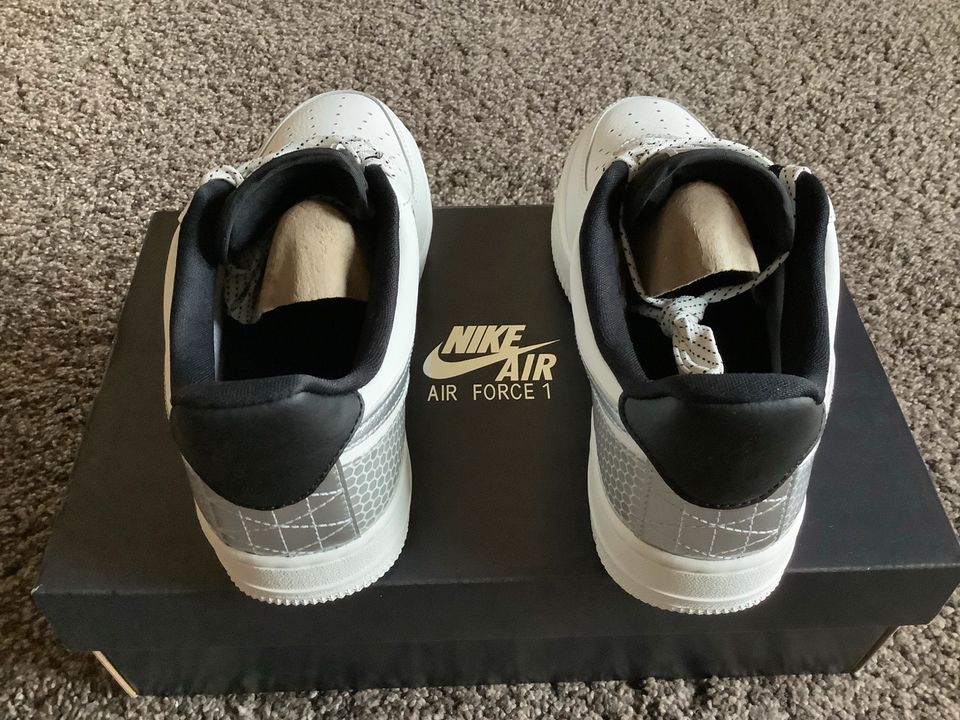 Nike Air Force 1 ´07 SE 3M Summit White Silver 38 7 NEU in Schüttorf