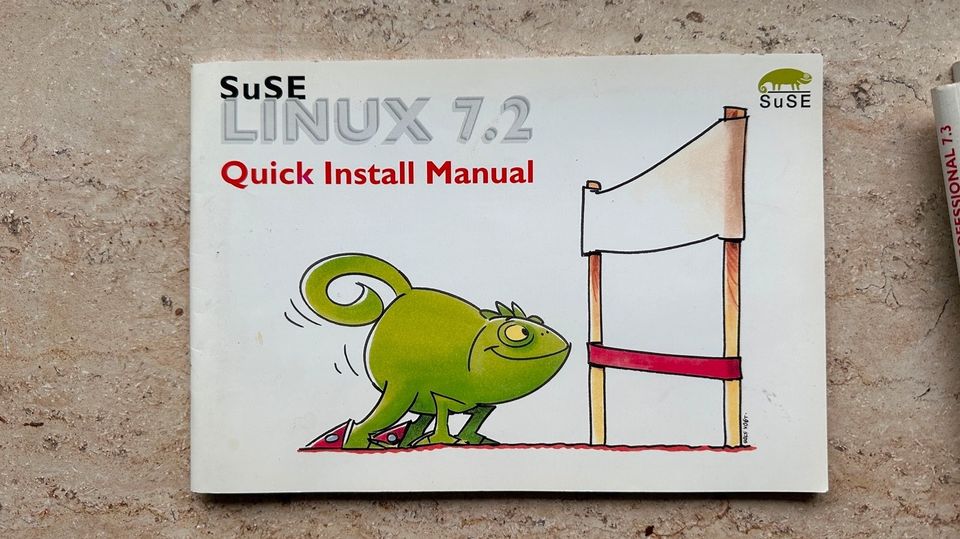 SUSE Linux 7.3 Professionell incl. Updatebuch 7.3 u. Handbuch 7.2 in Hannover