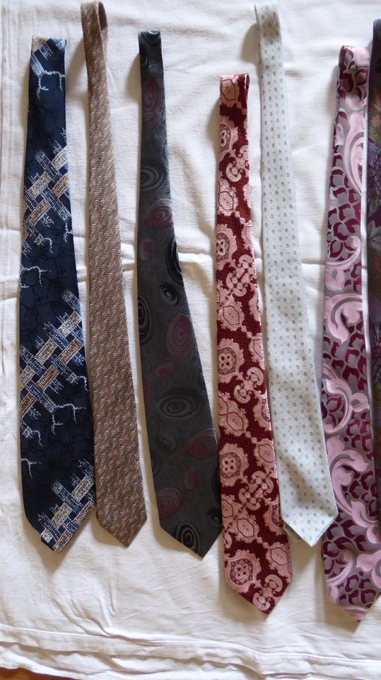 Krawatten-Vintage- zu verkaufen in Wadern