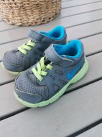 Nike Sneaker GR 24 Turnschuhe Kinderschuhe Nordrhein-Westfalen - Marl Vorschau