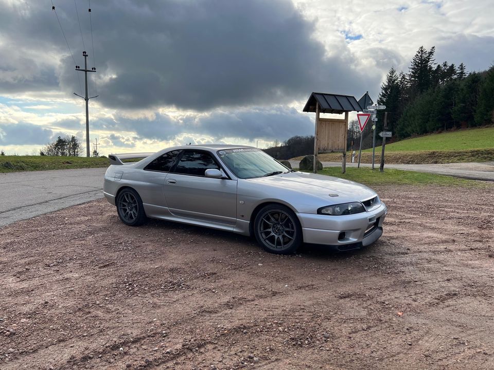 Nissan Skyline R33 GTR in Lörrach