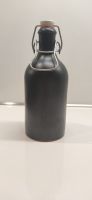 Stylische, schwarze STEINGUTFLASCHE mit Bügelverschluß - 0,5L Dresden - Gorbitz-Ost Vorschau