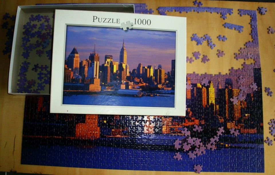 1000 T. Bookmark Puzzle Skyline New York - nur 2x gelegt komplett in Bückeburg