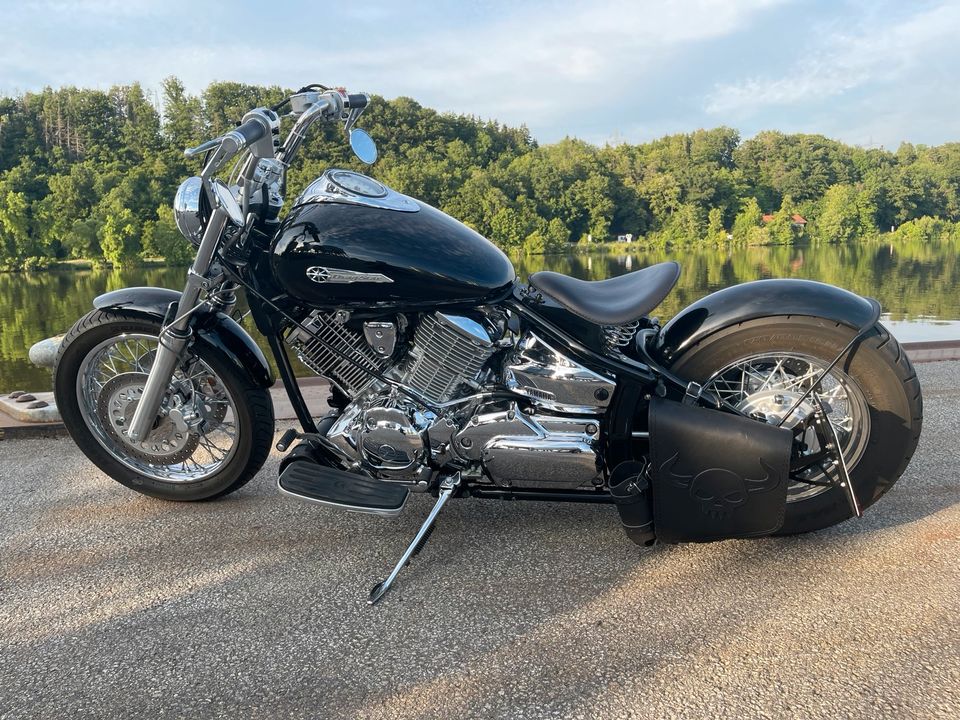 Yamaha XVS 1100 Drag Star Bobber Umbau in Passau