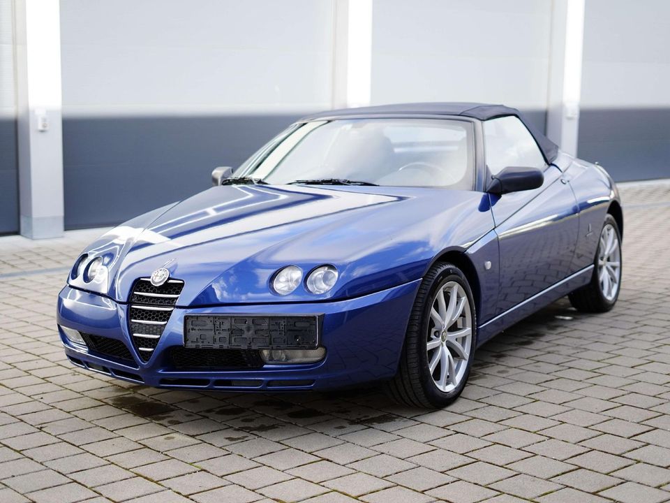 Alfa Romeo Spider 2.0 JTS Edizione 2005 in Jestetten