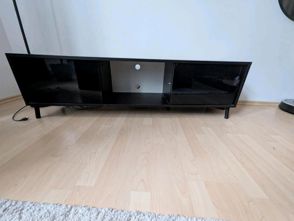 Ikea TV Sideboard ca. 140x40 cm(Selbstabholung noch bis Freitag) in Trebur