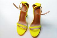 Sandalen Sandaletten Abendschuhe 39 neon gelb neu Riemchen Dithmarschen - Marne Vorschau