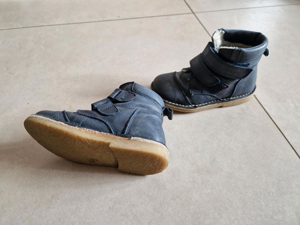 Kinderschuhe Gr. 26 Winterschuhe gefüttert in Polling Kr Mühldorf a Inn