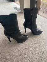 Stiefelette Guess gr. 38. Top Niedersachsen - Isernhagen Vorschau