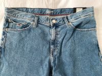 Neue Tommy Hilfiger Herren Jeans Ethan 32/34 relaxed hellblau Essen - Essen-Kray Vorschau