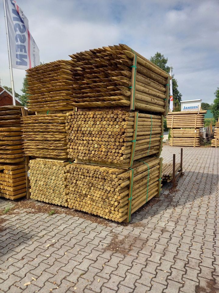 Holzpfähle KDI  Baumpfähle Weidezaun Pfahl Spitze  10 x 250 cm in Filsum