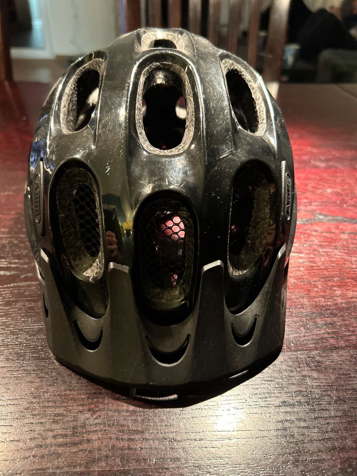 Fahrradhelm, Abus, Größe 52 - 57 cm, schwarz in Düsseldorf